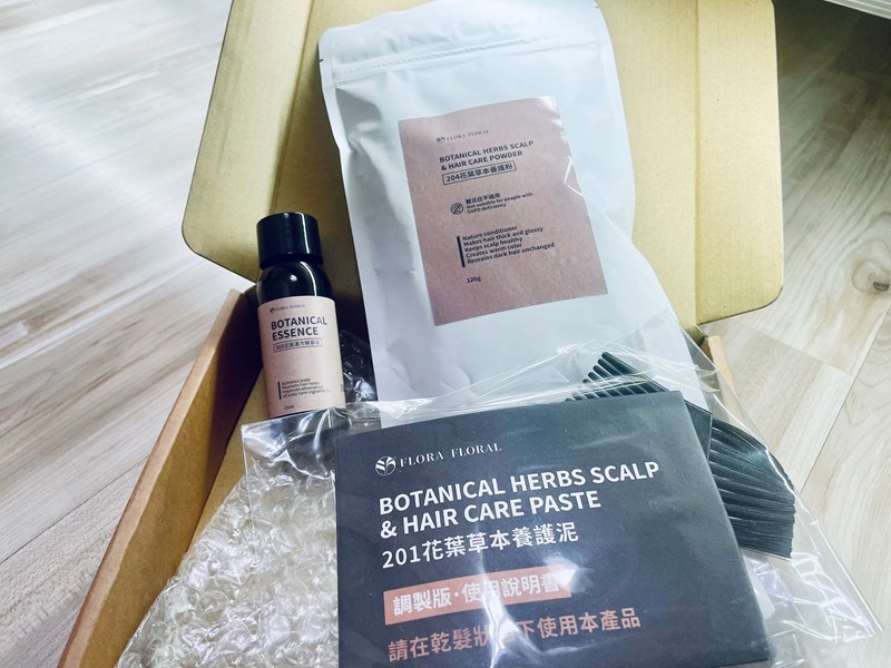 女人知己試用大隊,口碑行銷,部落客行銷,Flora Floral花葉草本養護泥,頭皮養護,頭皮護理,頭皮清潔,植萃染髮,中草藥,草本植萃,頭皮去角質,頭皮調理,花葉頭皮養護,201花葉草本養護泥,203花葉頭皮養護泥矯色版,頭皮養護專家